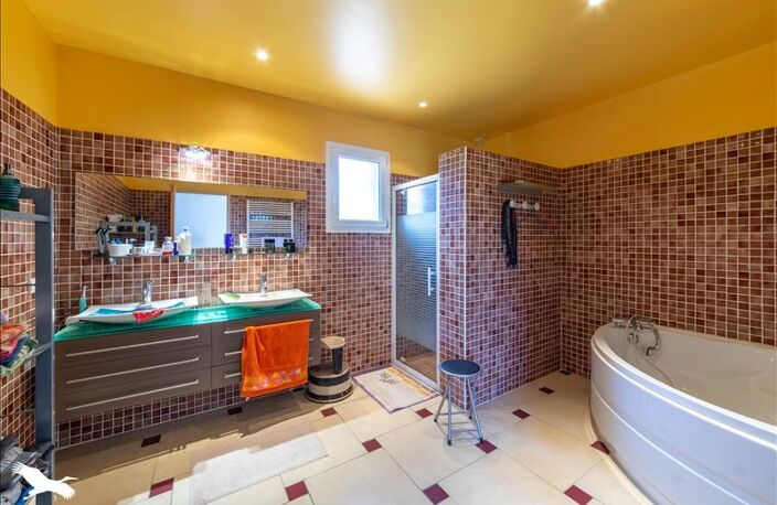 Maison en pierre de 5 pièces principales — photo 5