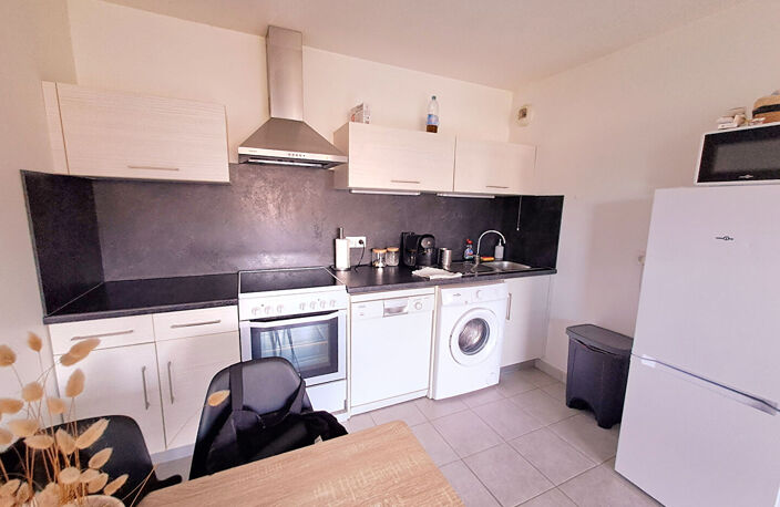 VENDU - Albi Beau T2 de 45 m² + place de parking privative — photo 3