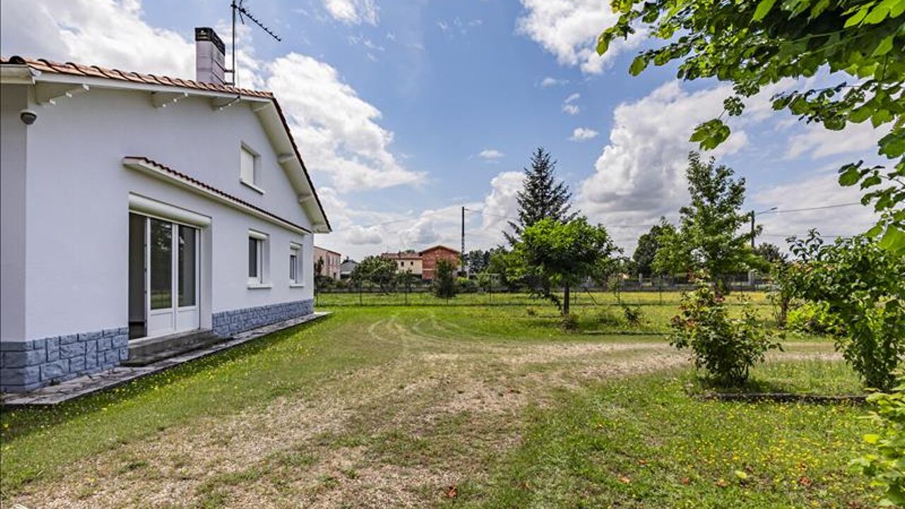 maison 5 pièces 76 m2 à vendre à Les Billaux (33500)