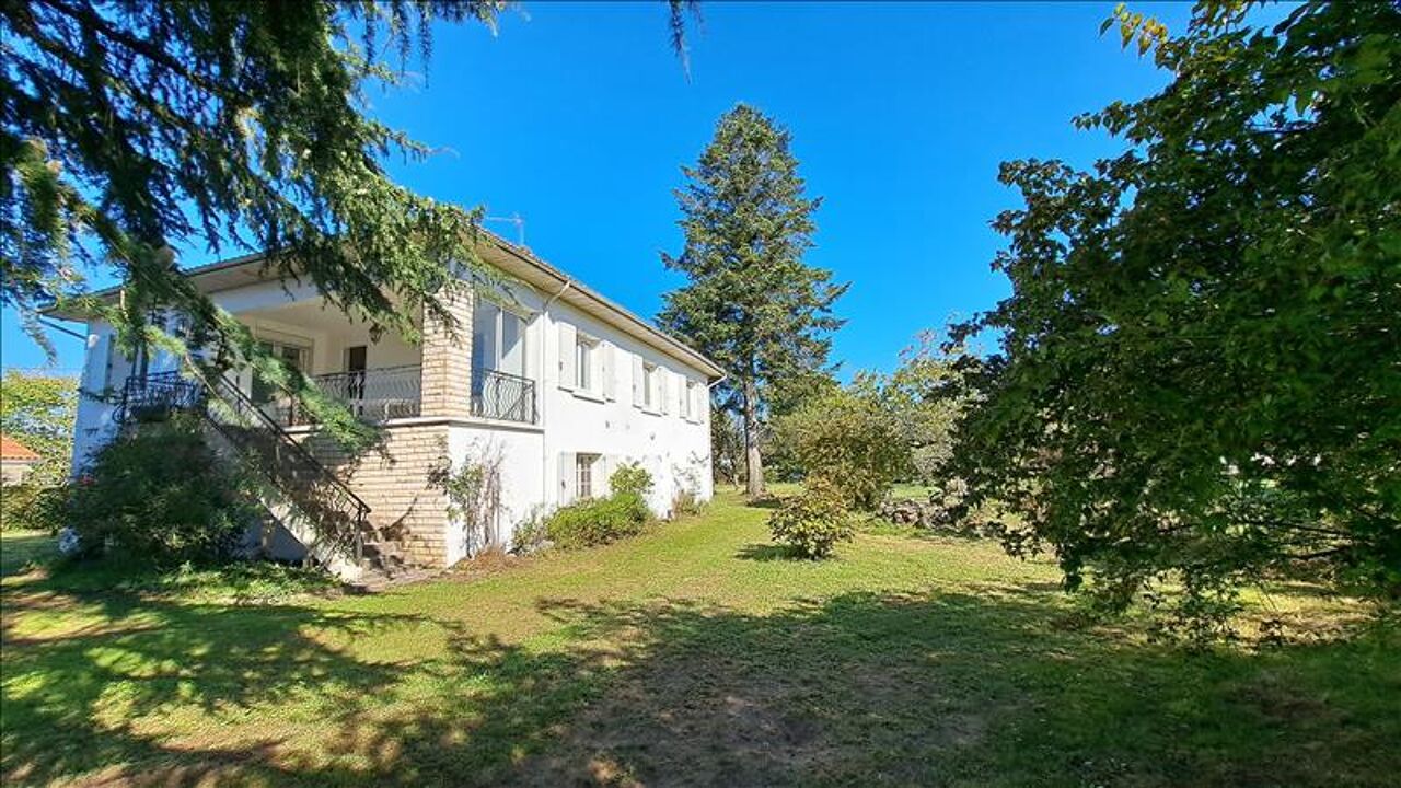 maison 6 pièces 139 m2 à vendre à Saint-Seurin-sur-l'Isle (33660)