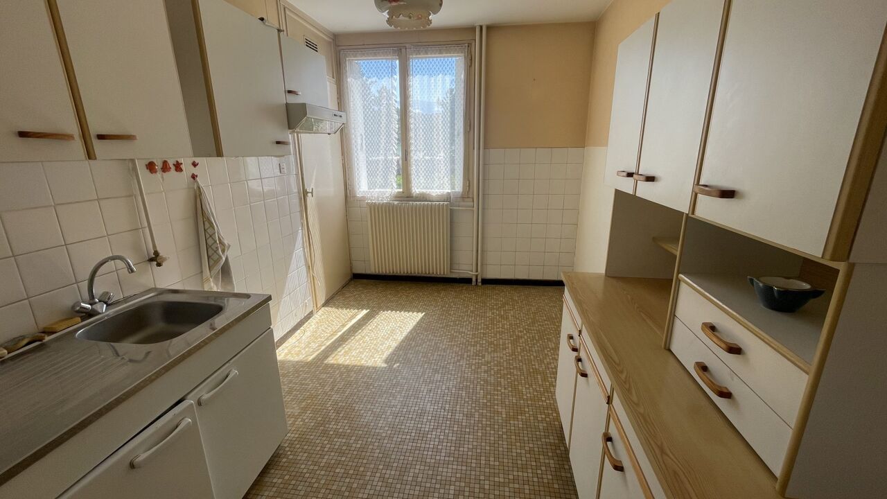 appartement 3 pièces 63 m2 à vendre à Le Pont-de-Claix (38800)