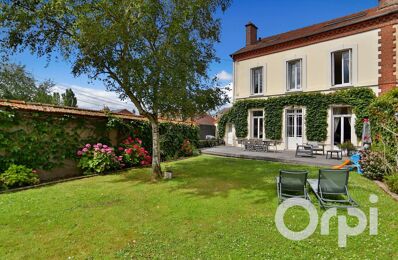 vente maison 582 000 € à proximité de Blicourt (60860)