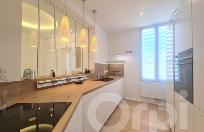 Plein centre, Appartement de standing de 102 m² avec aperçu m... — photo 2