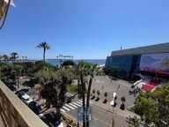 Cannes Croisette - Face Palais des Festivals. — photo 2