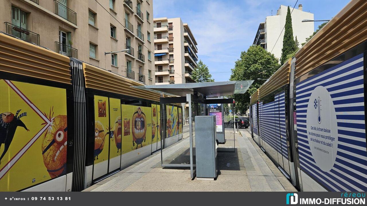 garage  pièces 15 m2 à louer à Marseille 4 (13004)