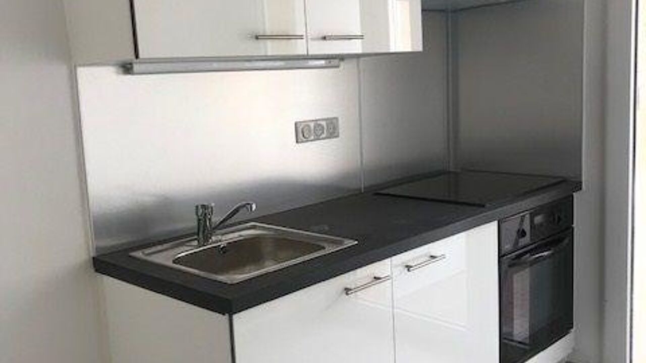 appartement 2 pièces 44 m2 à louer à Nîmes (30900)