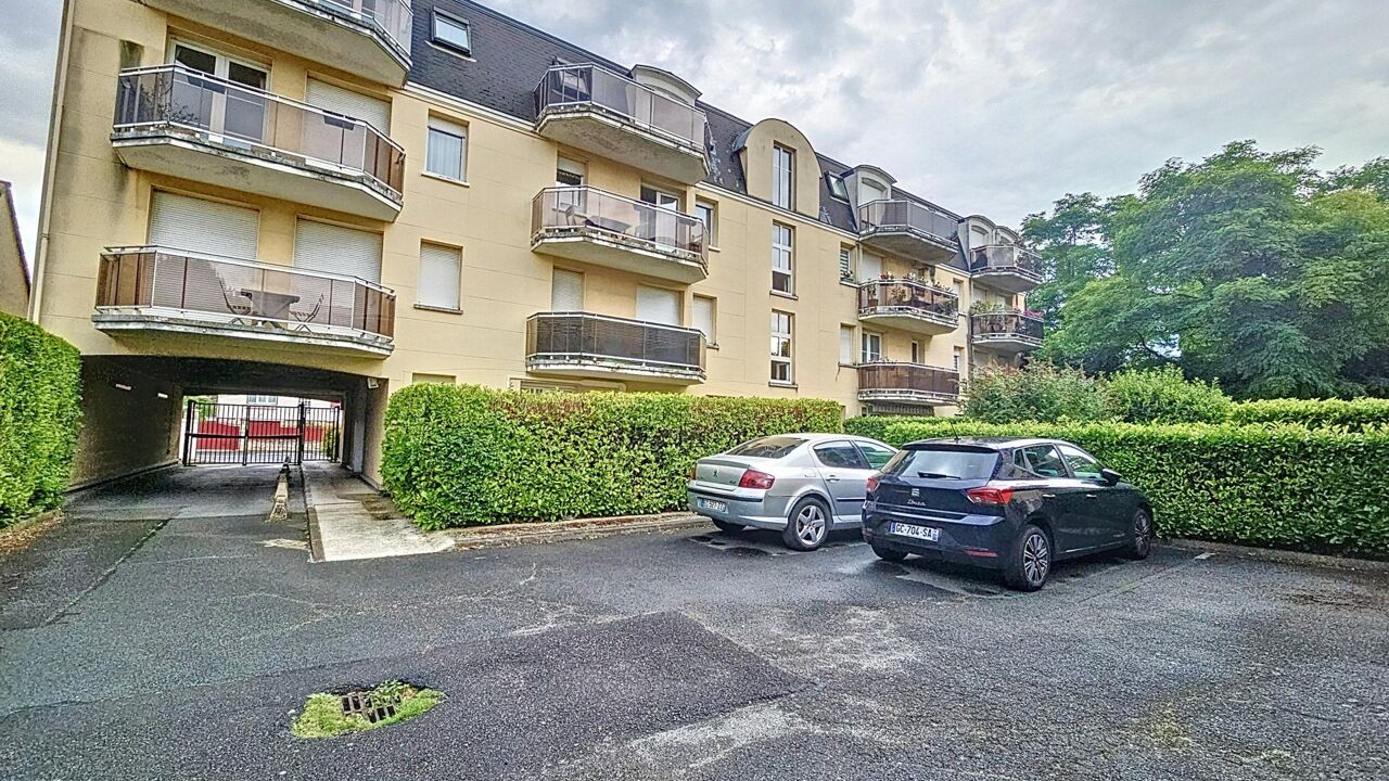 appartement 3 pièces 69 m2 à vendre à Pontault-Combault (77340)