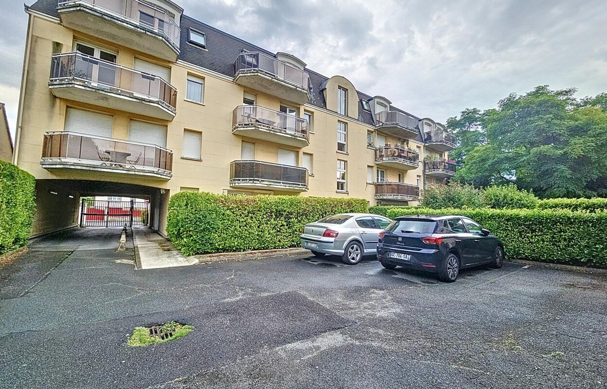 appartement 3 pièces 69 m2 à vendre à Pontault-Combault (77340)