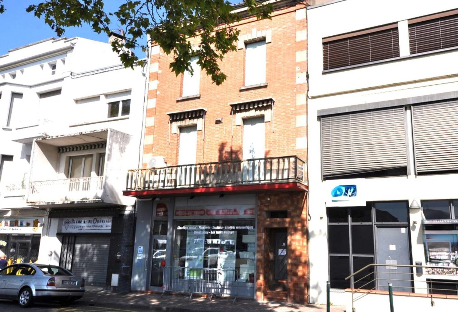 Vente maison 8 pièces 300 m² Carmaux (81400) — photo 1