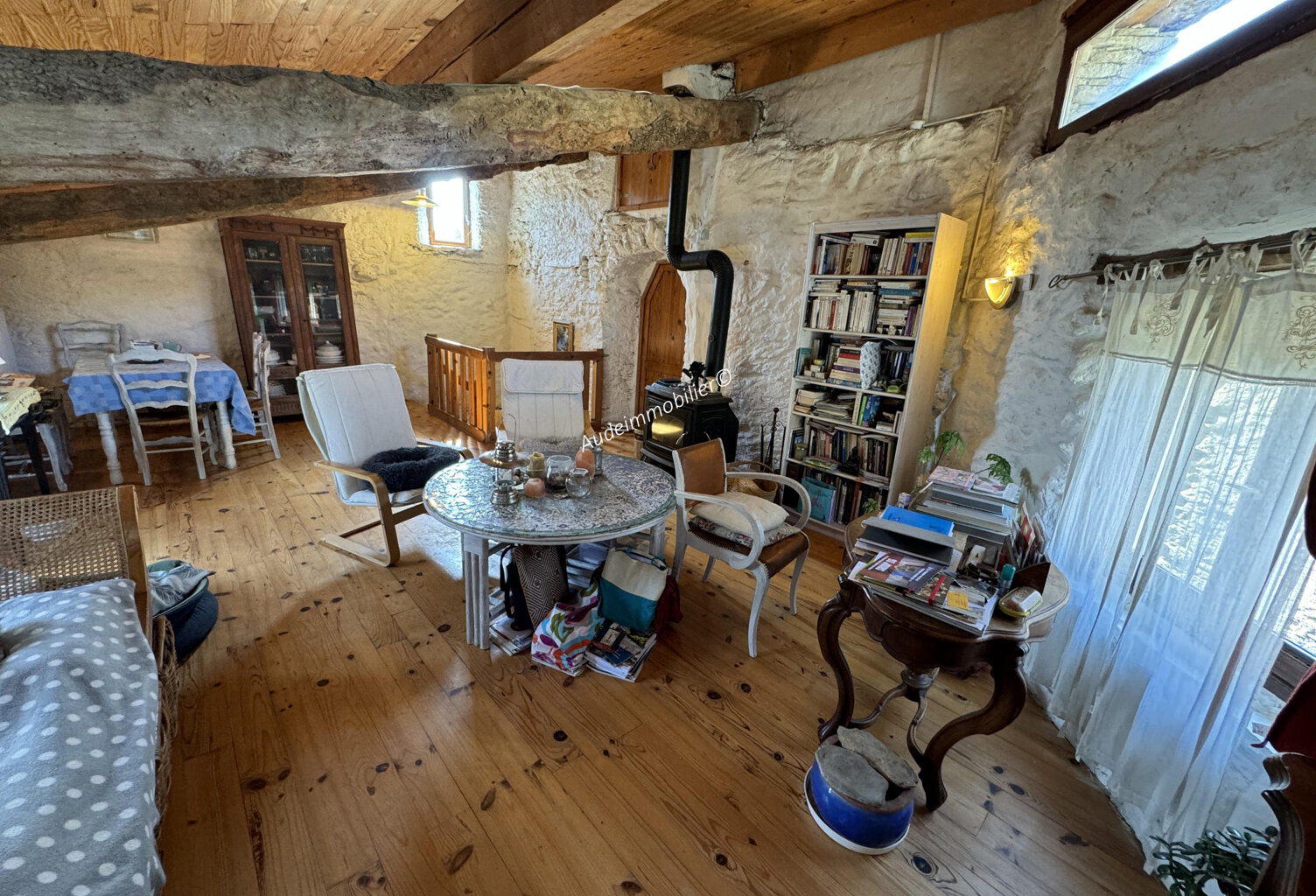 Maison de village en pierres avec jardin et terres — photo 1
