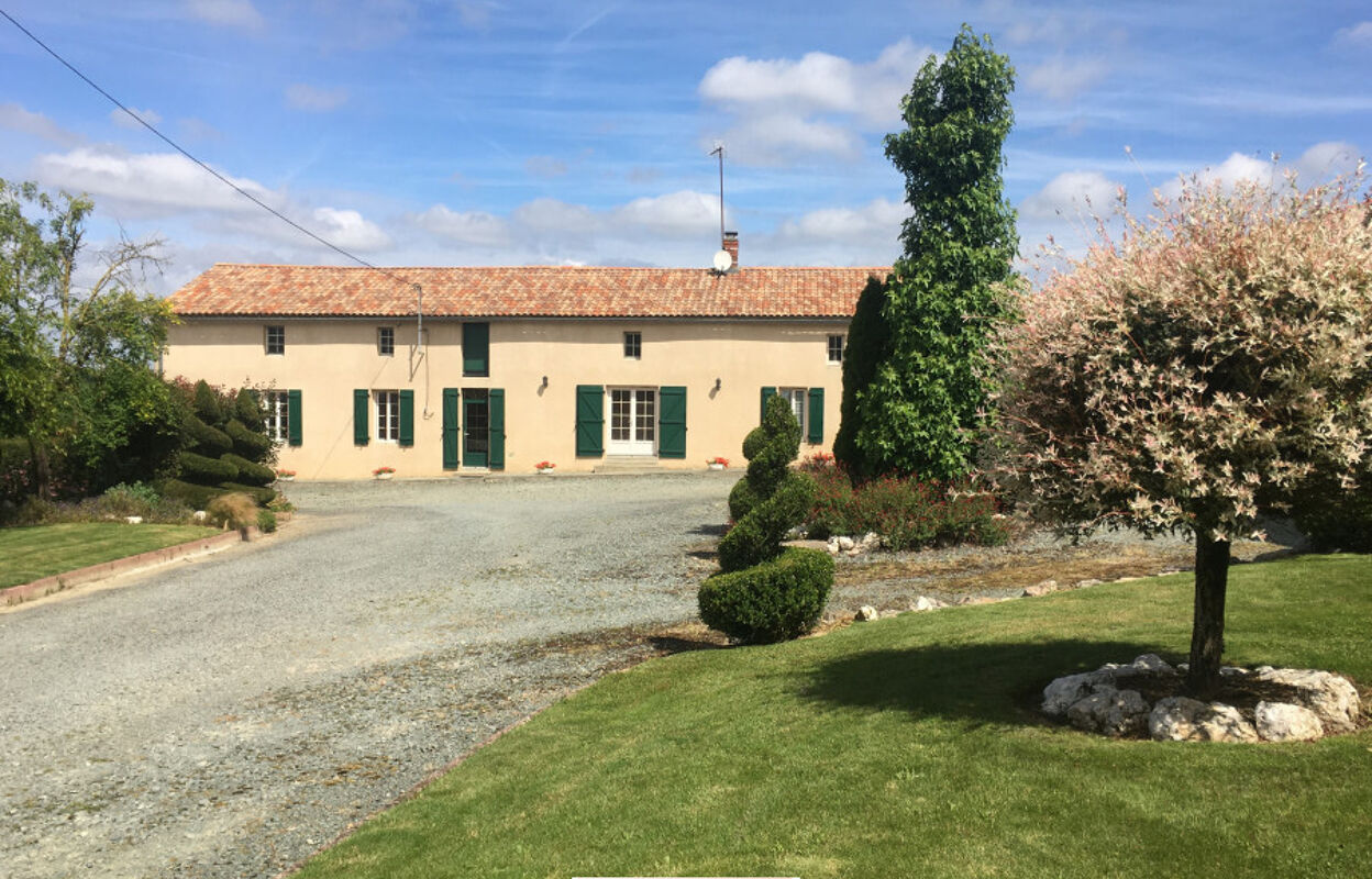 maison 7 pièces 145 m2 à vendre à Pouzauges (85700)