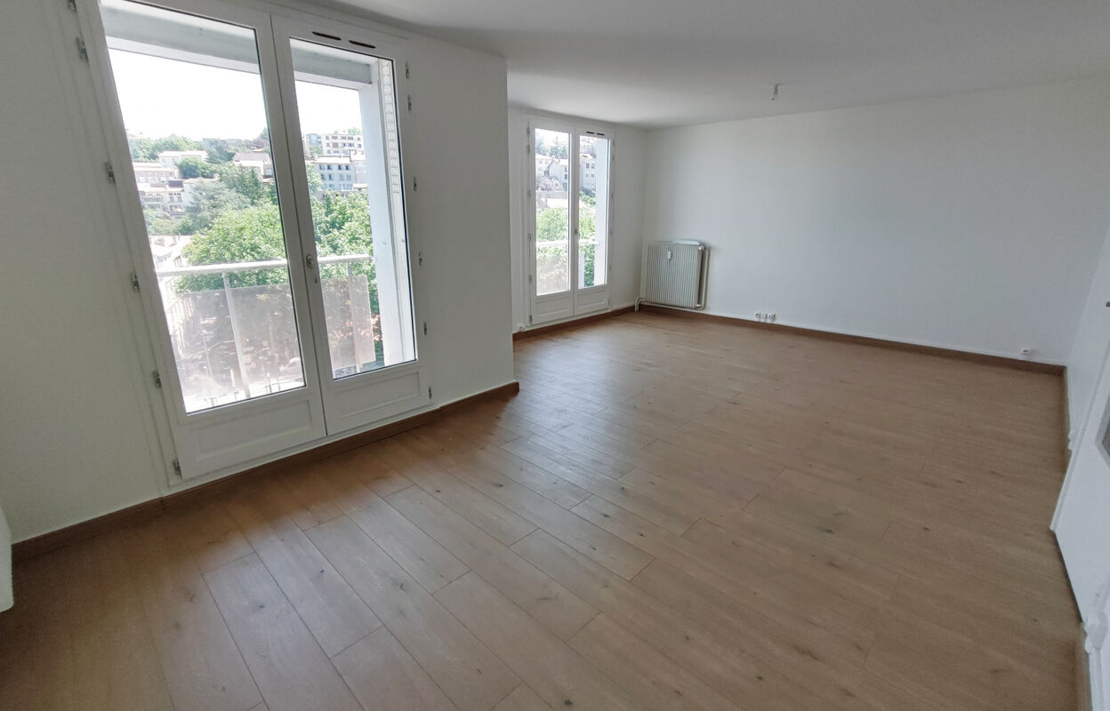 appartement 4 pièces 85 m2 à louer à Saint-Étienne (42000)