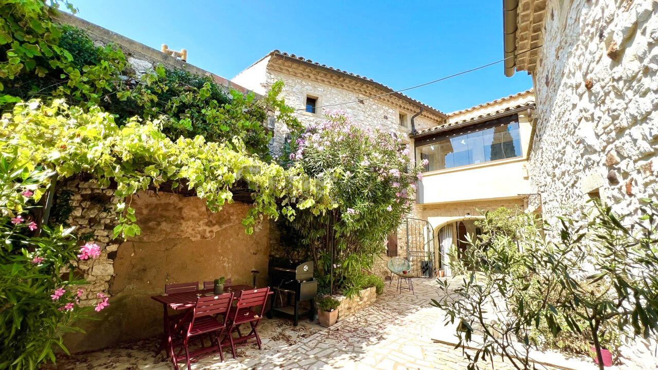 maison 10 pièces 300 m2 à vendre à Uzès (30700)