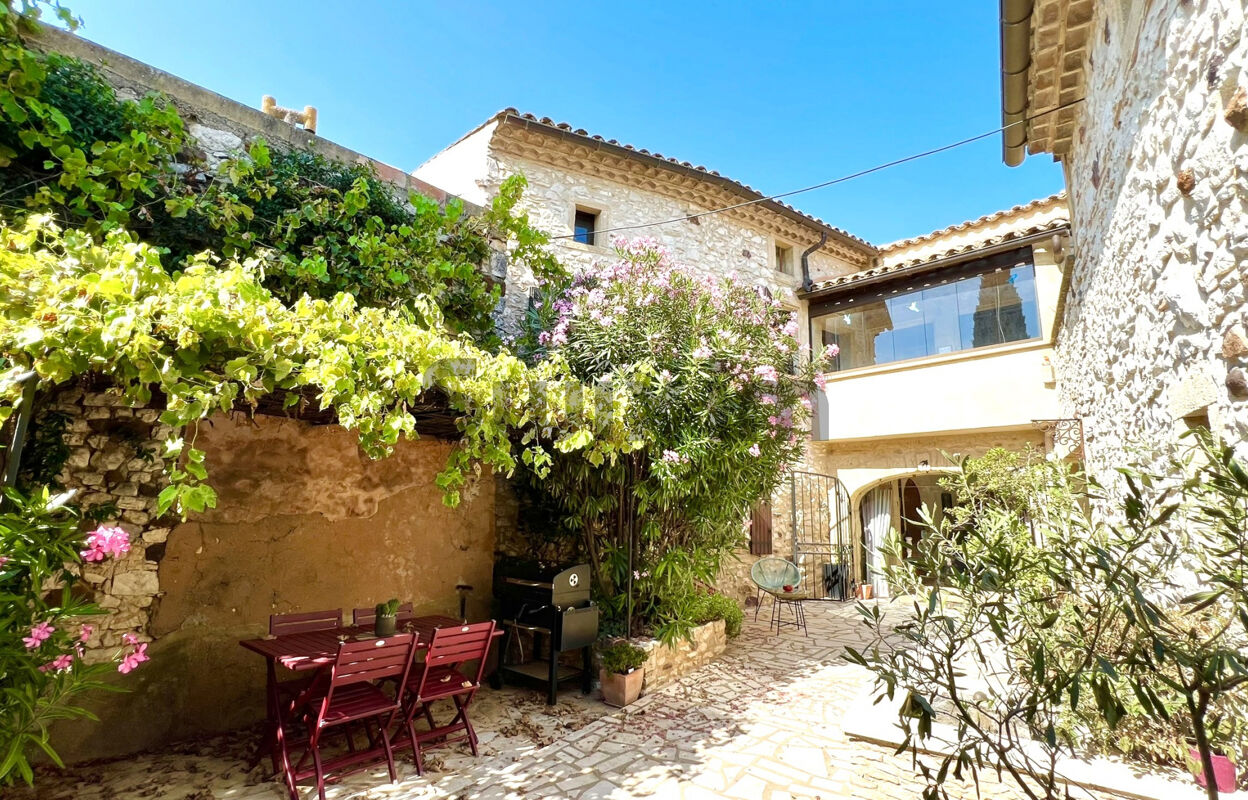 maison 10 pièces 300 m2 à vendre à Uzès (30700)