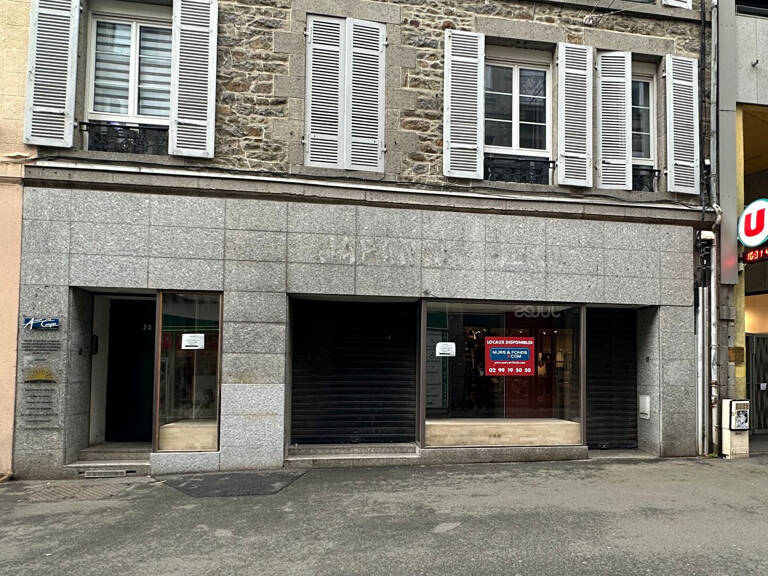 SAINT BRIEUC - RUE SAINT GUILLAUME. A LOUER CELLULE COMMERCIA... — photo 1