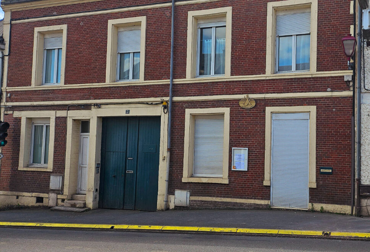 LOCATION LOCAL PROFESSIONNEL DE 127M2 — photo 1