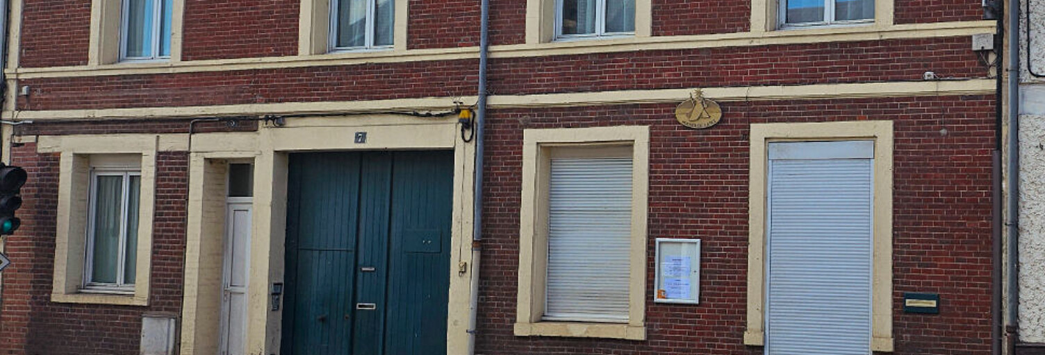 Commerce  127 m² à louer à Saint-Just-en-Chaussée (60130)