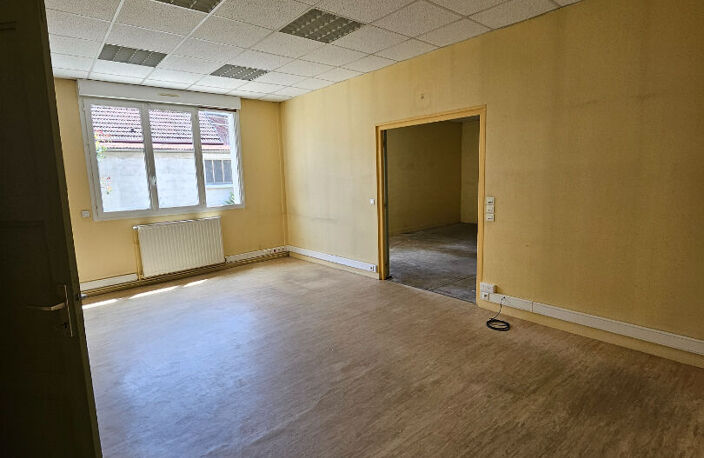 LOCATION LOCAL PROFESSIONNEL DE 127M2 — photo 2