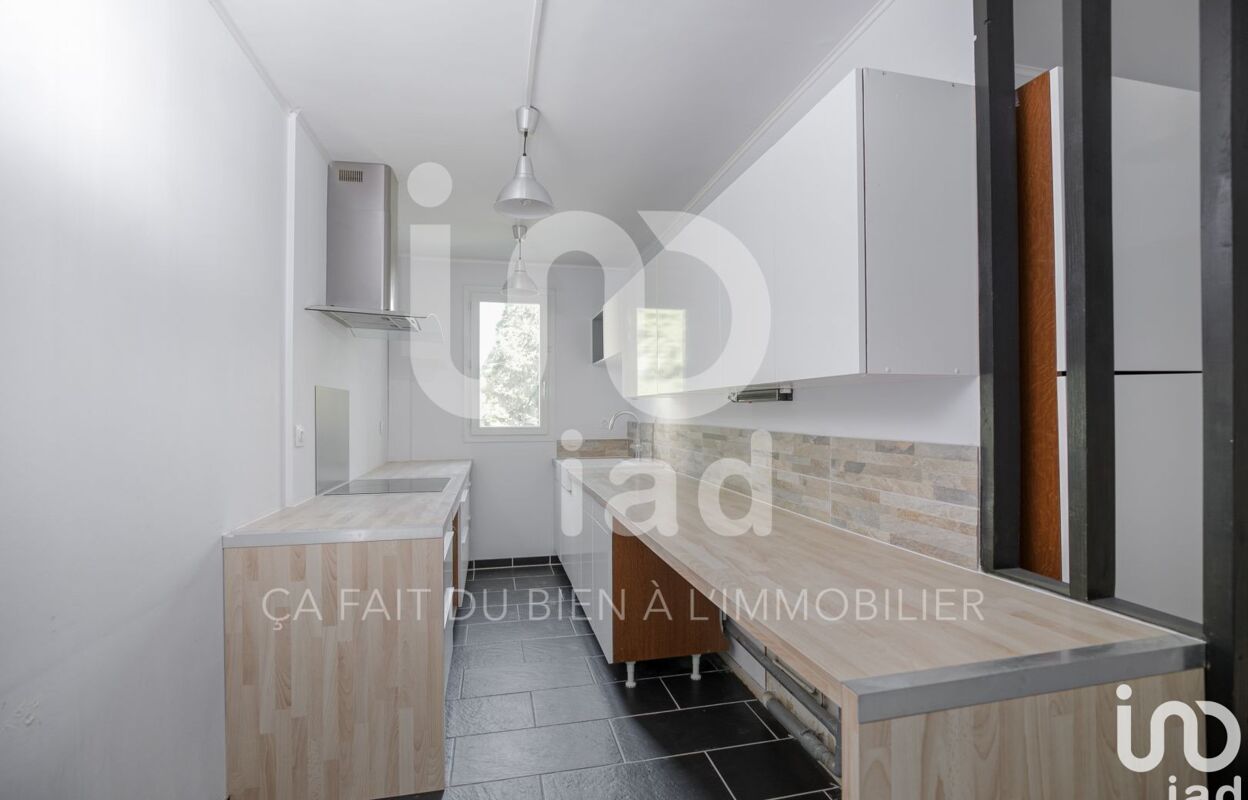 appartement 4 pièces 83 m2 à louer à Savigny-le-Temple (77176)