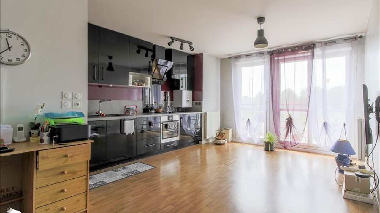 appartement 3 pièces 57 m2 à vendre à Ecquevilly (78920)