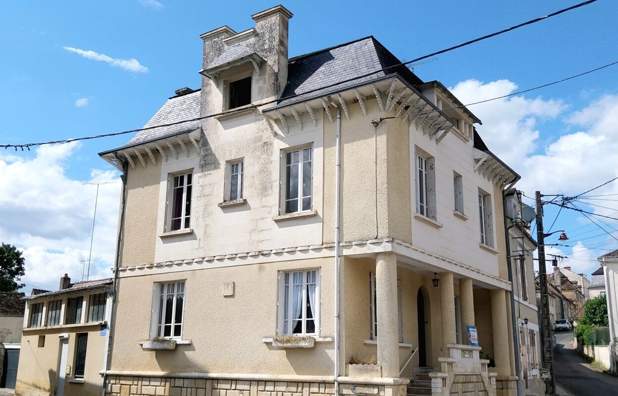 maison 7 pièces 141 m2 à vendre à Bélâbre (36370)