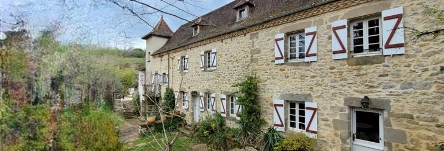 Maison 8 Pièces 236 m² à vendre à Nonards (19120)