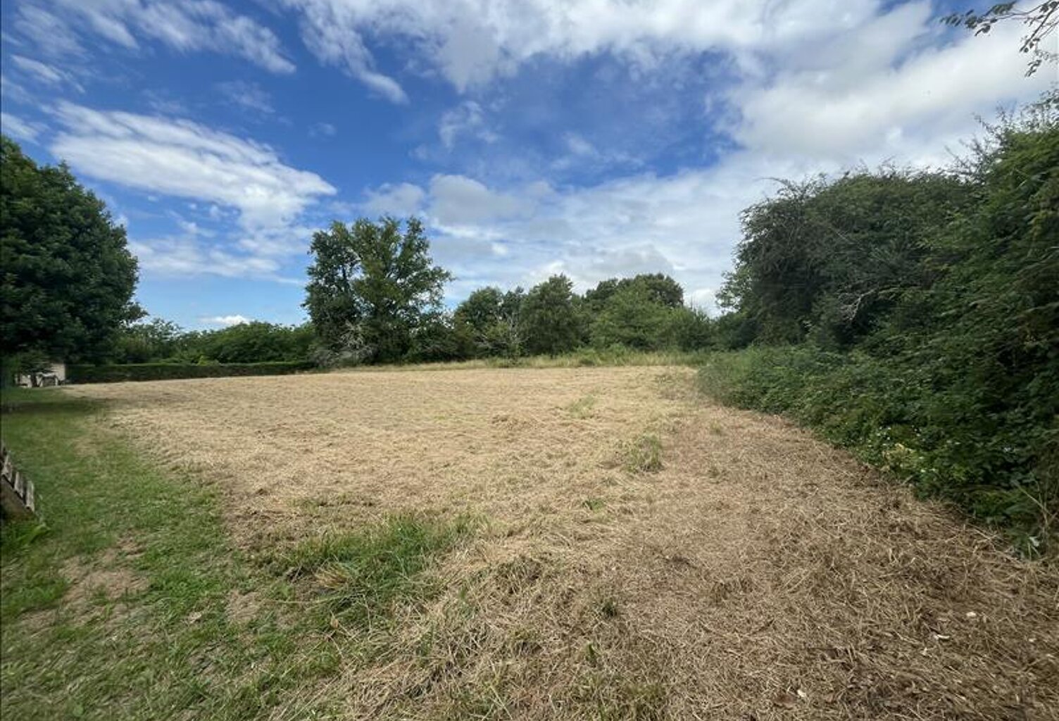 Vente terrain  1694 m² Bretenoux (46130) — photo 1