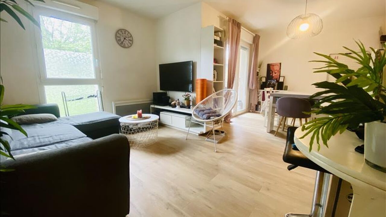 appartement 3 pièces 64 m2 à vendre à Orthez (64300)