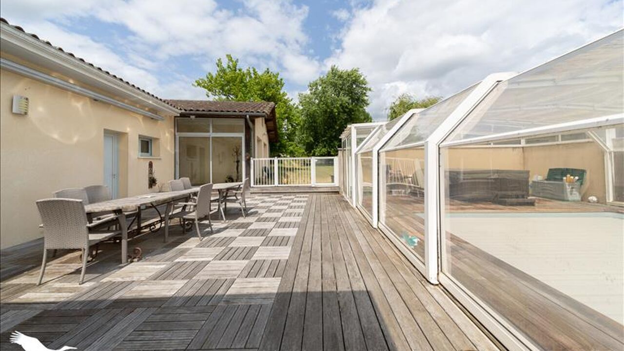 maison 6 pièces 278 m2 à vendre à Laruscade (33620)