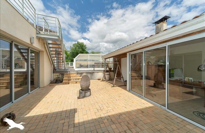 Maison en pierre de 6 pièces principales — photo 2
