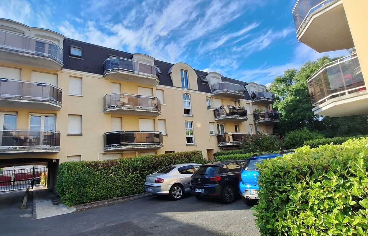 appartement 3 pièces 68 m2 à vendre à Pontault-Combault (77340)