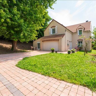 Maison 8 pièces 770350 €