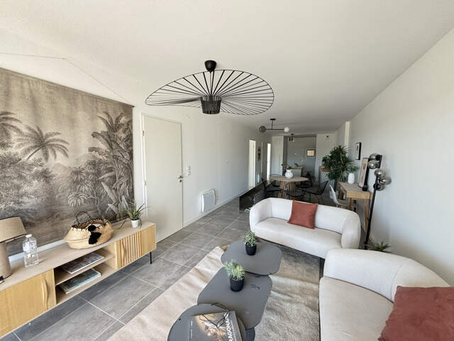 Appartement T4 de 83.5m2 hab, terrasses et parking, à Maugui — photo du bien