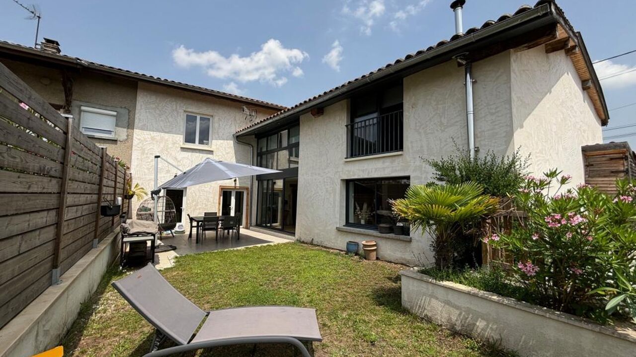 maison 6 pièces 202 m2 à vendre à Villefranche-sur-Saône (69400)