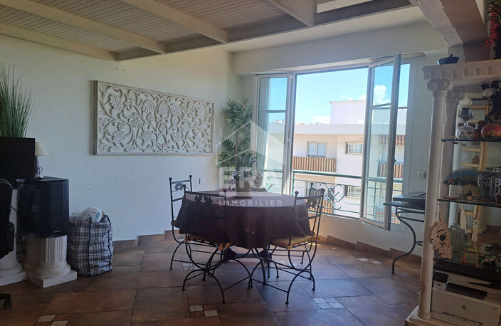 A VENDRE A NICE  OUEST UN APPARTEMENT 3 PIECES 73 m2  - VUE M... — photo 3