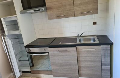 location appartement 760 € CC /mois à proximité de Amilly (45200)