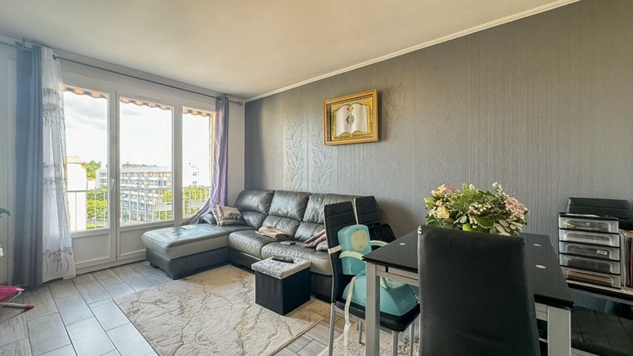 appartement 4 pièces 67 m2 à vendre à Bron (69500)