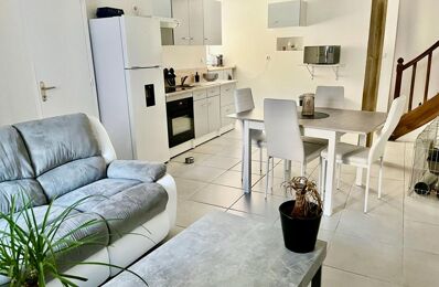 vente immeuble 143 290 € à proximité de Montrem (24110)