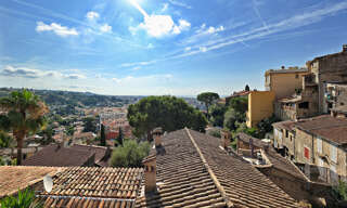 Maison 6 Pièces 173 m² à vendre à Cagnes-sur-Mer (06800)