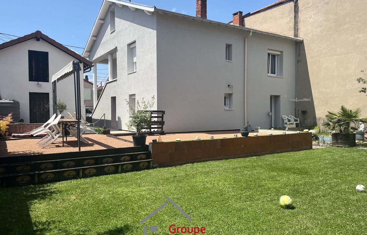 maison 6 pièces 126 m2 à vendre à Riorges (42153)