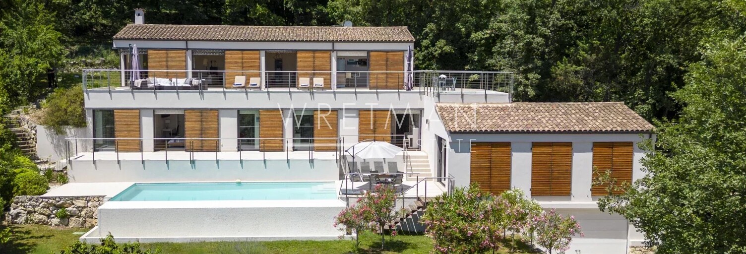 Maison 8 Pièces 334 m² à vendre à Tourrettes-sur-Loup (06140)