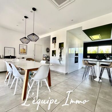 Maison 5 pièces 146 m²