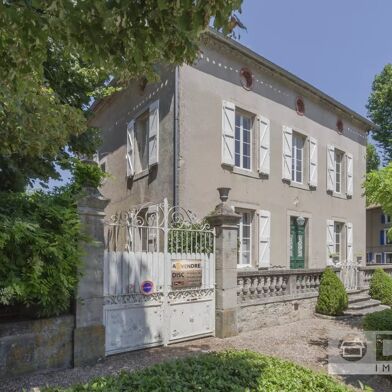 Maison 7 pièces 431 m²