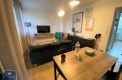 location appartement 410 € CC /mois à proximité de Beaupréau-en-Mauges (49600)