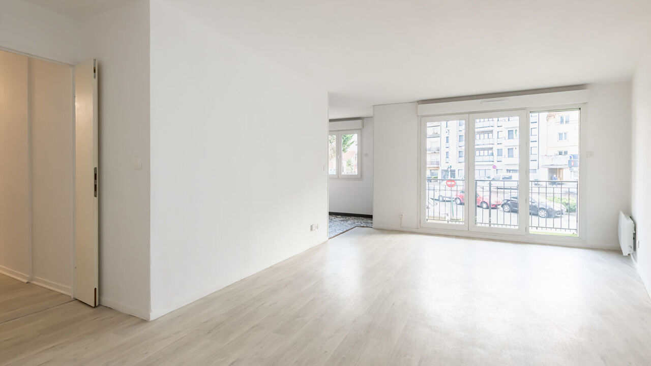 appartement 3 pièces 71 m2 à vendre à Noisy-le-Grand (93160)