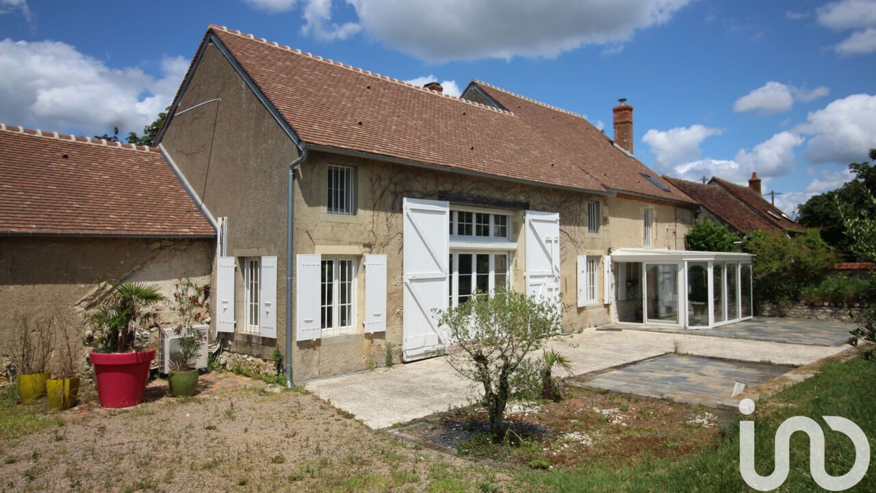 maison 5 pièces 247 m2 à vendre à Le Chautay (18150)