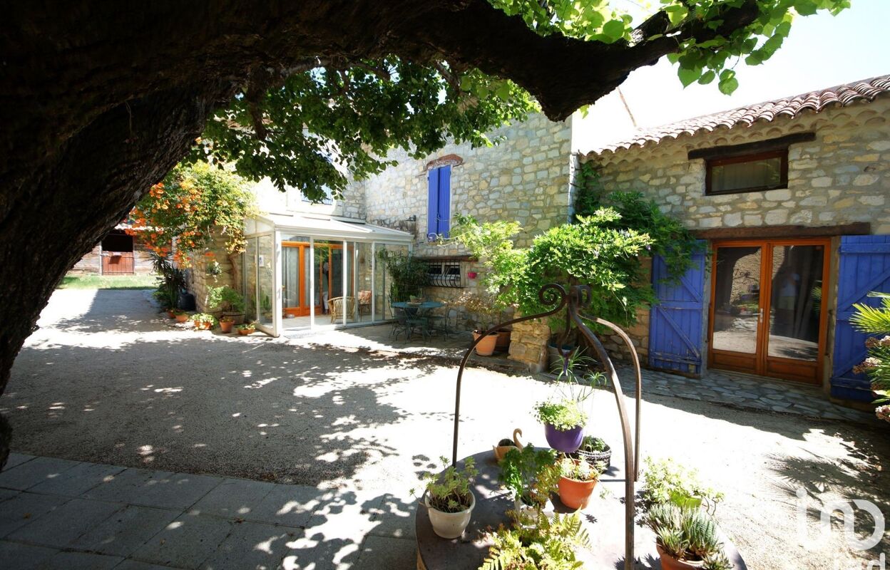 maison 9 pièces 298 m2 à vendre à Vaison-la-Romaine (84110)