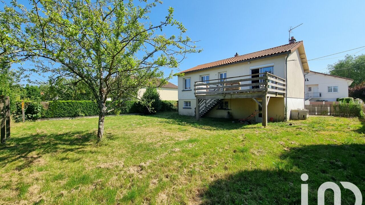 maison 5 pièces 111 m2 à vendre à Parthenay (79200)