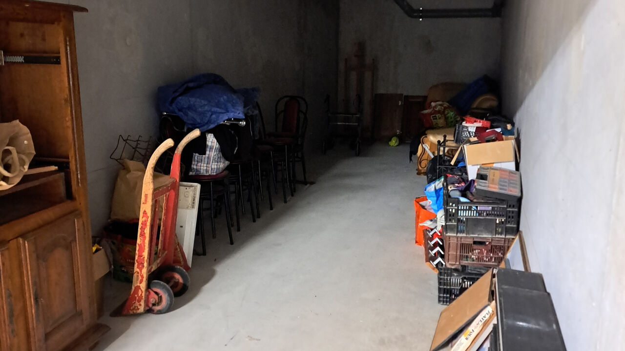 garage  pièces 27 m2 à vendre à Toulon (83000)