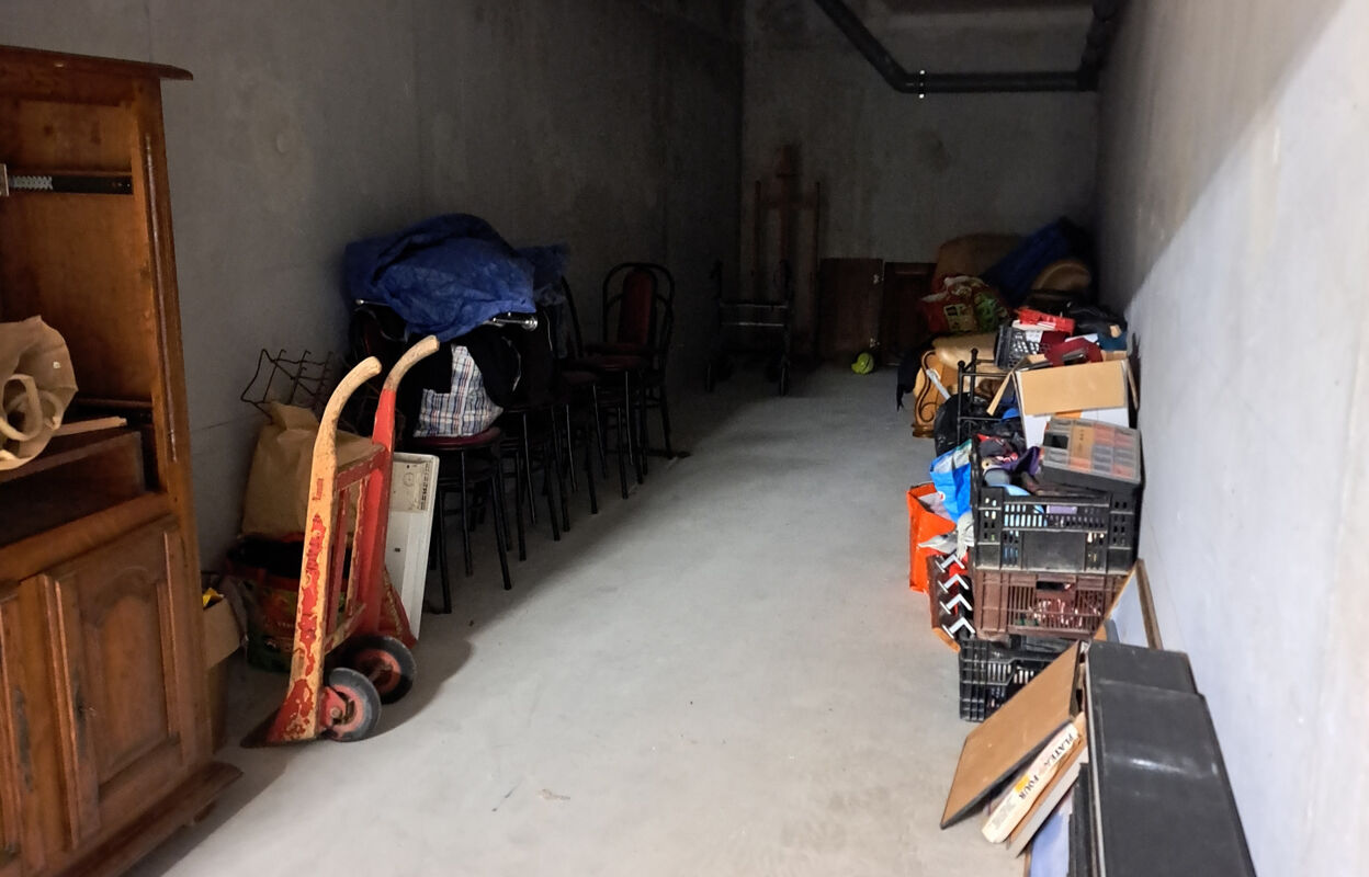 garage  pièces 27 m2 à vendre à Toulon (83000)